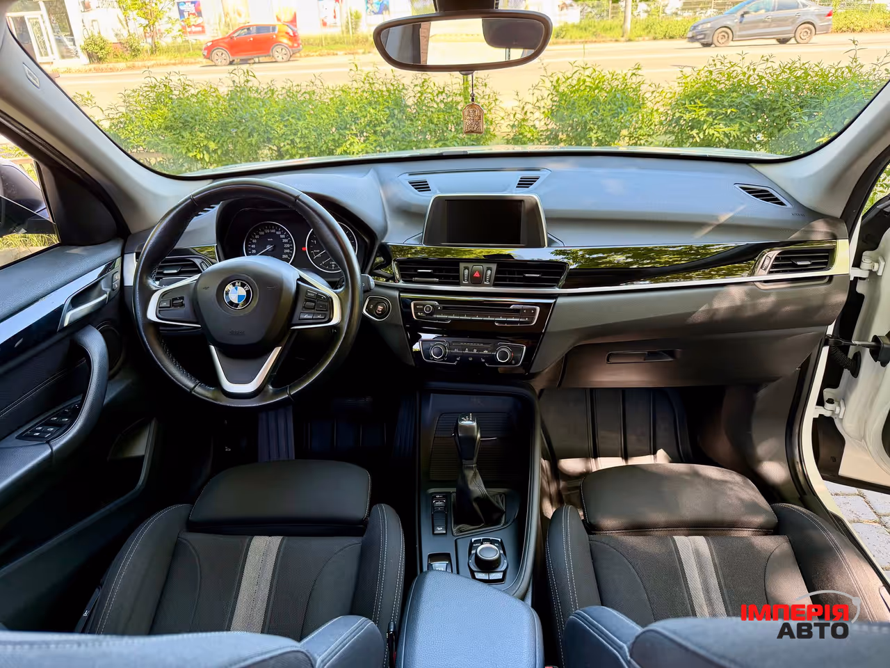 BMW X1 - фото 24