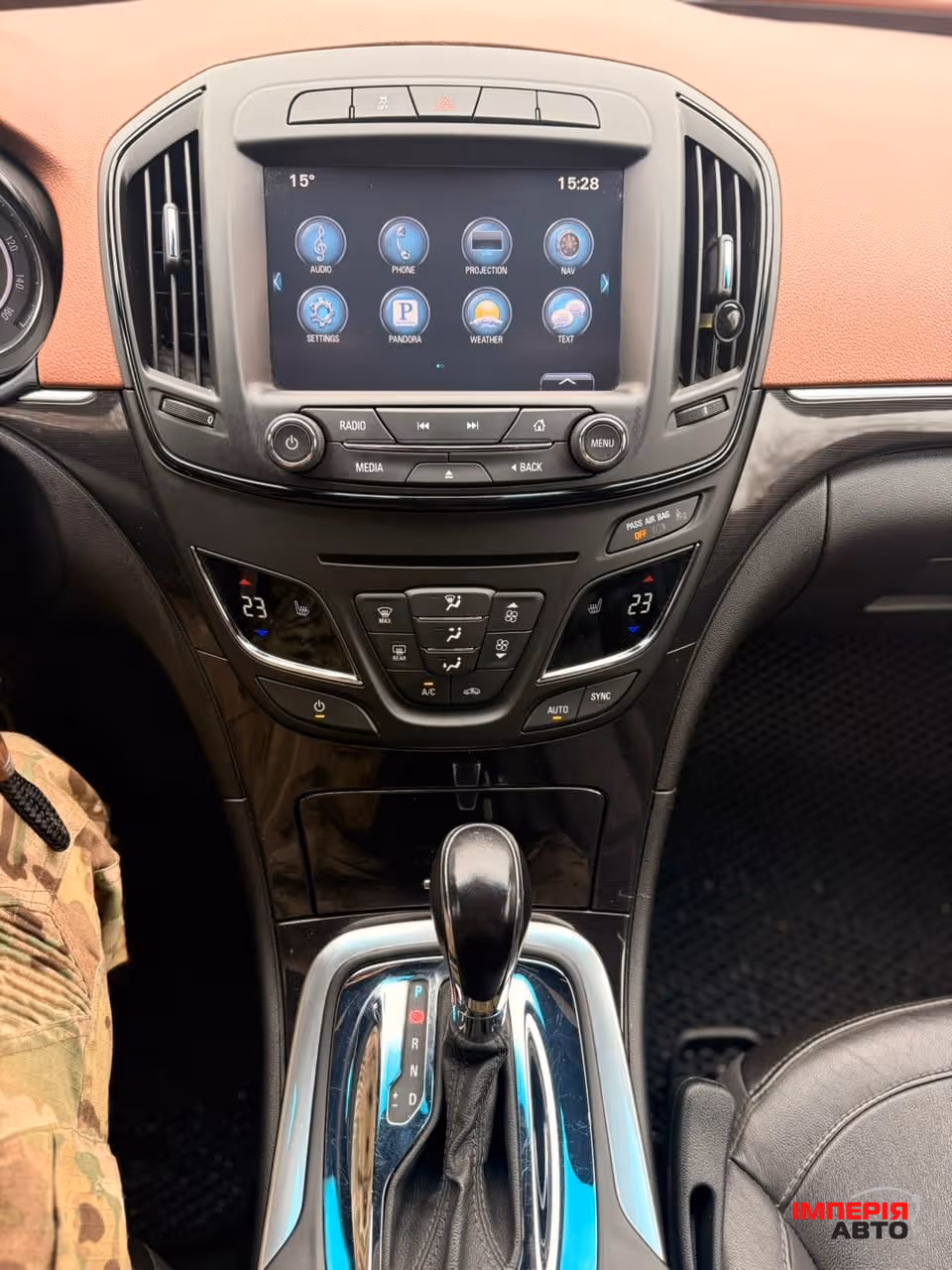 Buick Regal - фото 15