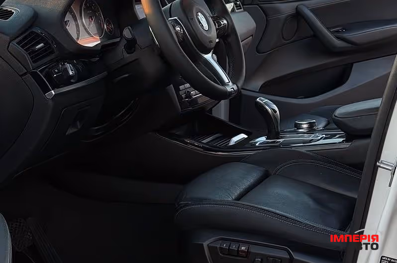 BMW X3 - фото 8