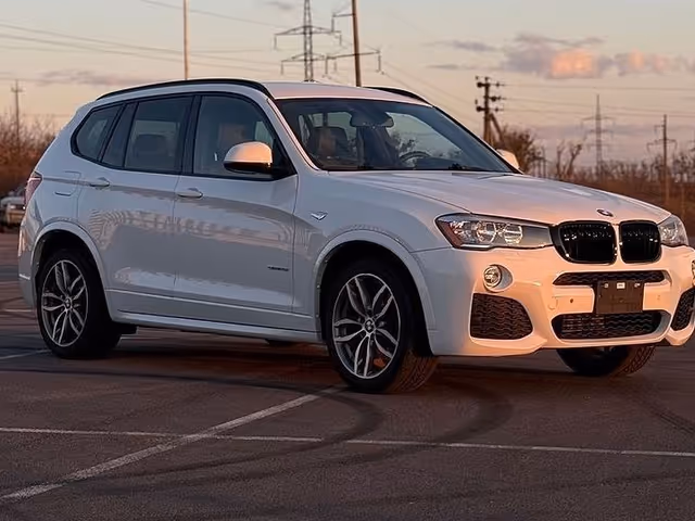 BMW X3 - фото 1