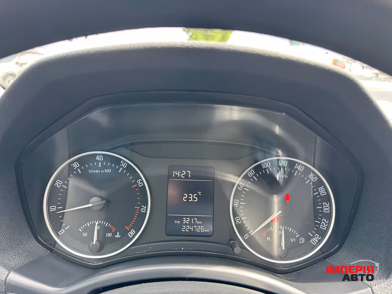 Skoda Octavia - фото 17