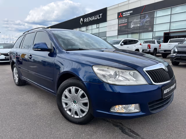 Skoda Octavia - фото 1