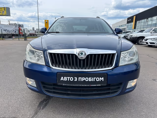 Skoda Octavia - фото 2
