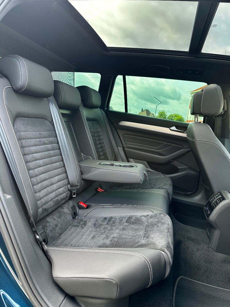 Volkswagen Passat - фото 29