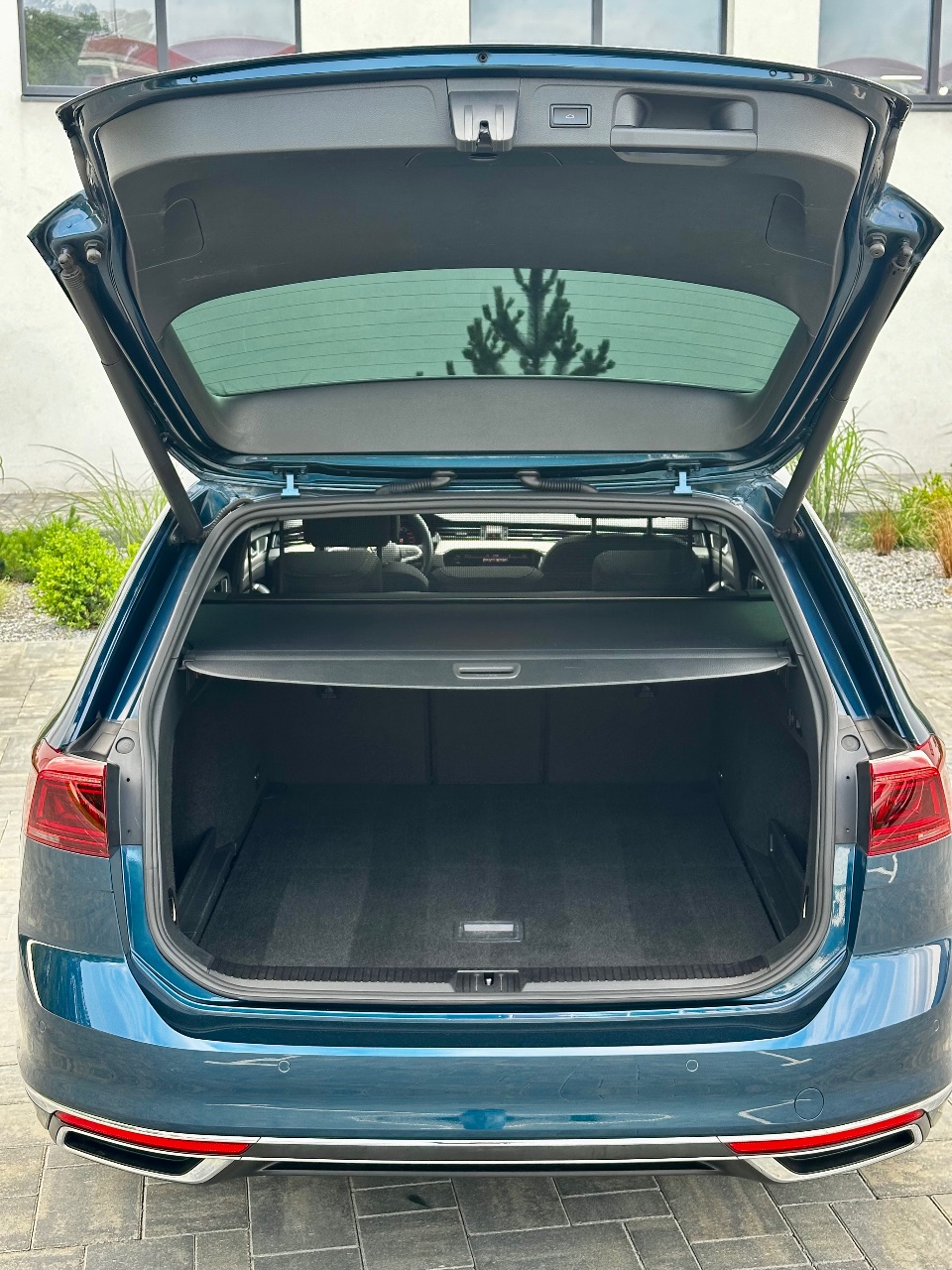 Volkswagen Passat - фото 15