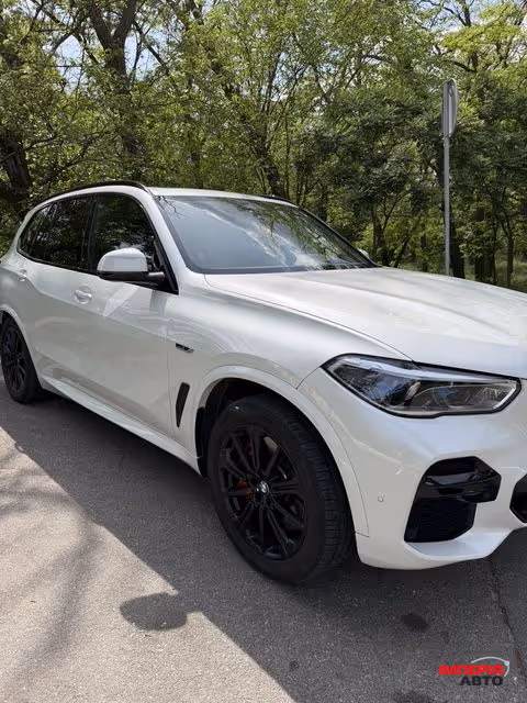BMW X5 - фото 2