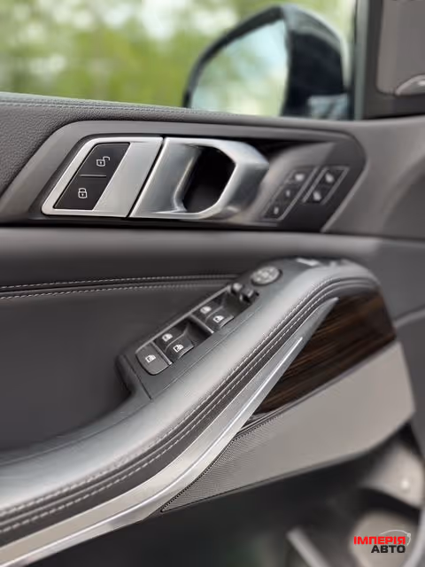 BMW X5 - фото 8