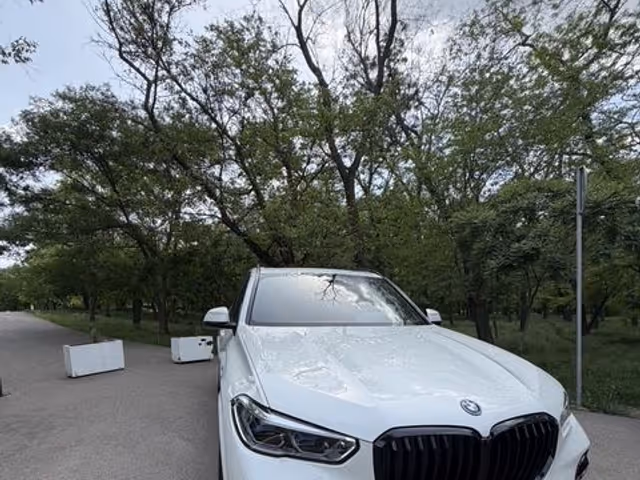 BMW X5 - фото 5
