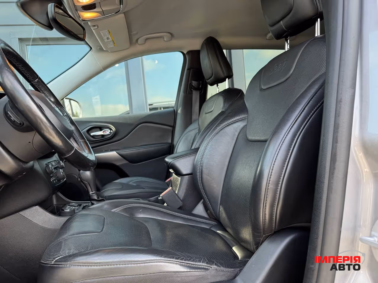 Jeep Cherokee - фото 30