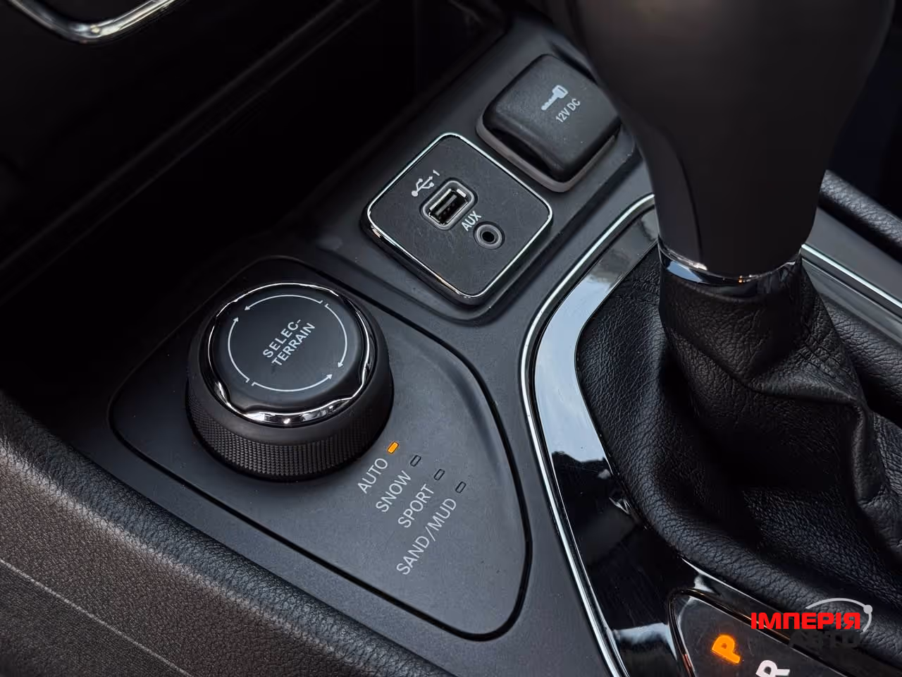 Jeep Cherokee - фото 28