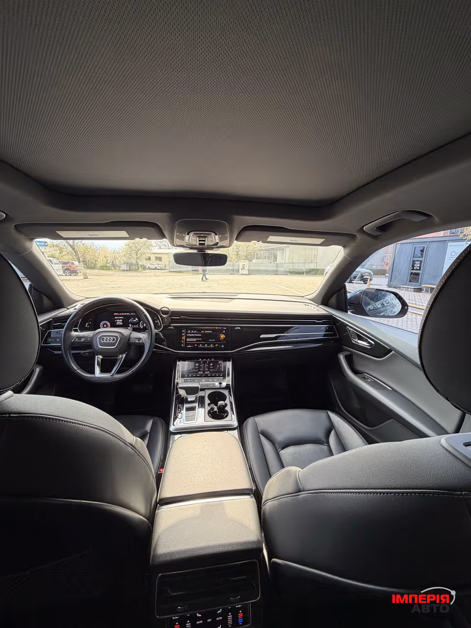 Audi Q8 - фото 17