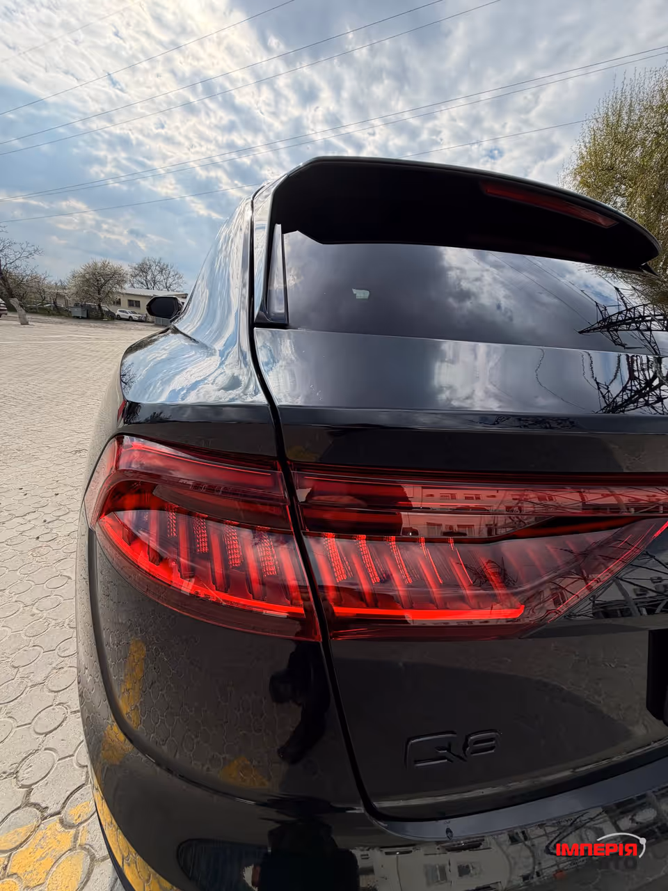 Audi Q8 - фото 23