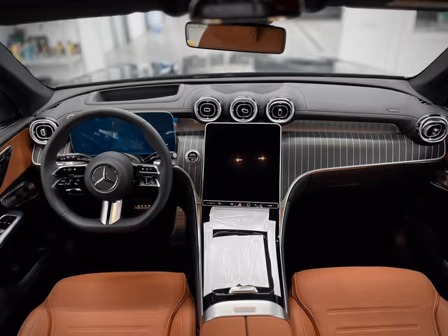 Mercedes-Benz GLC - фото 5
