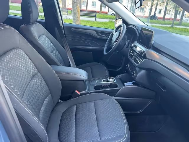 Ford Escape - фото 4