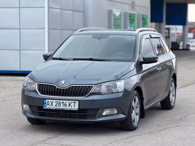 Skoda Fabia - фото 3