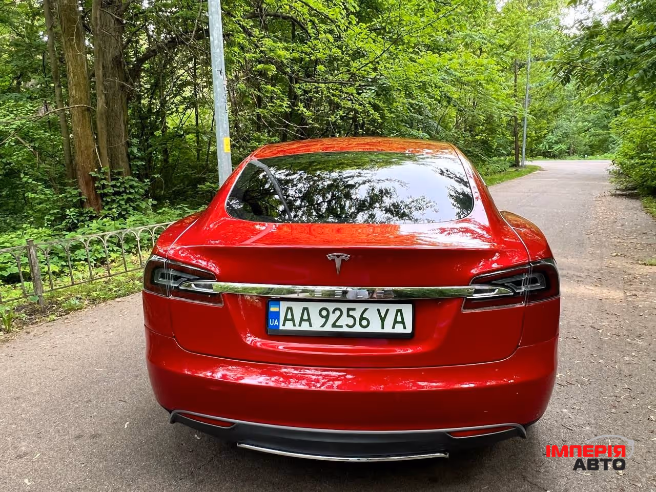 Tesla Model S - фото 3
