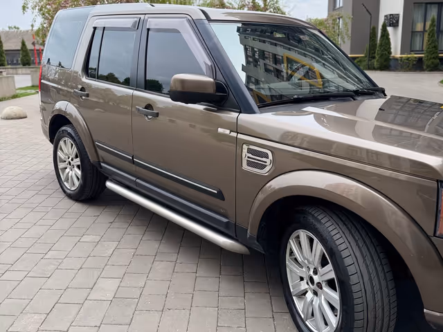 Land Rover Discovery - фото 4