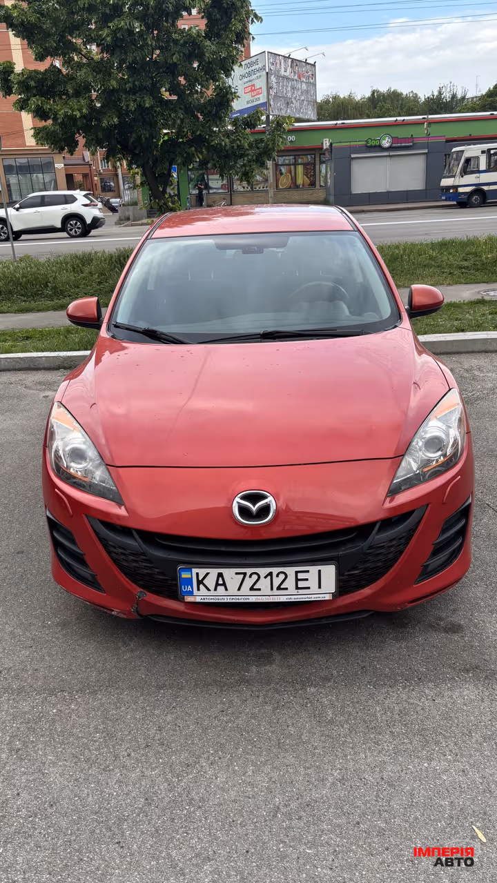 Mazda 3 - фото 3
