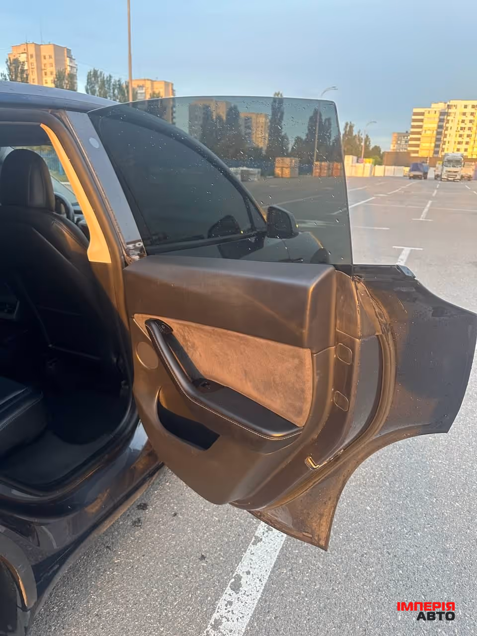 Tesla Model Y - фото 24