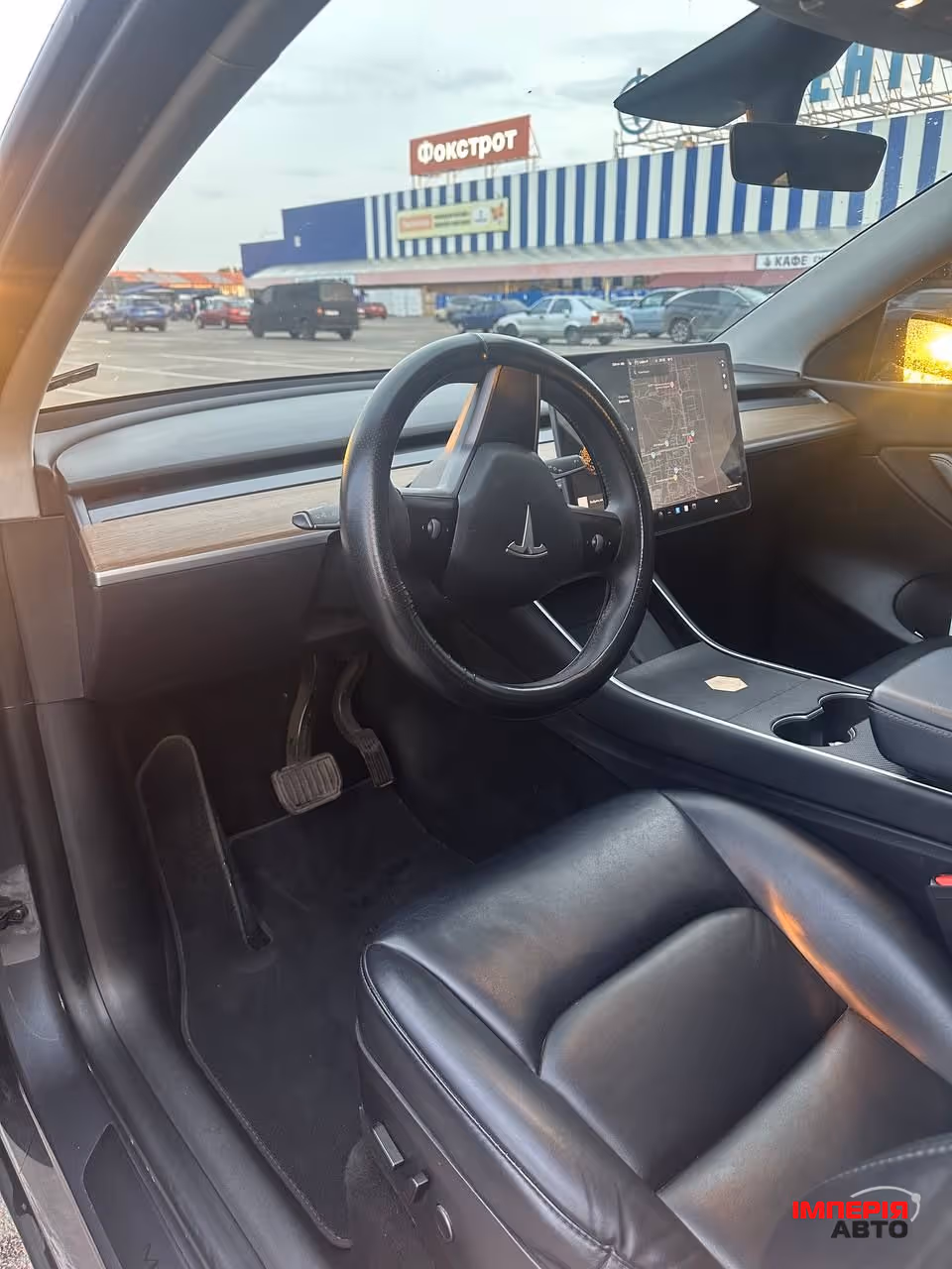 Tesla Model Y - фото 28
