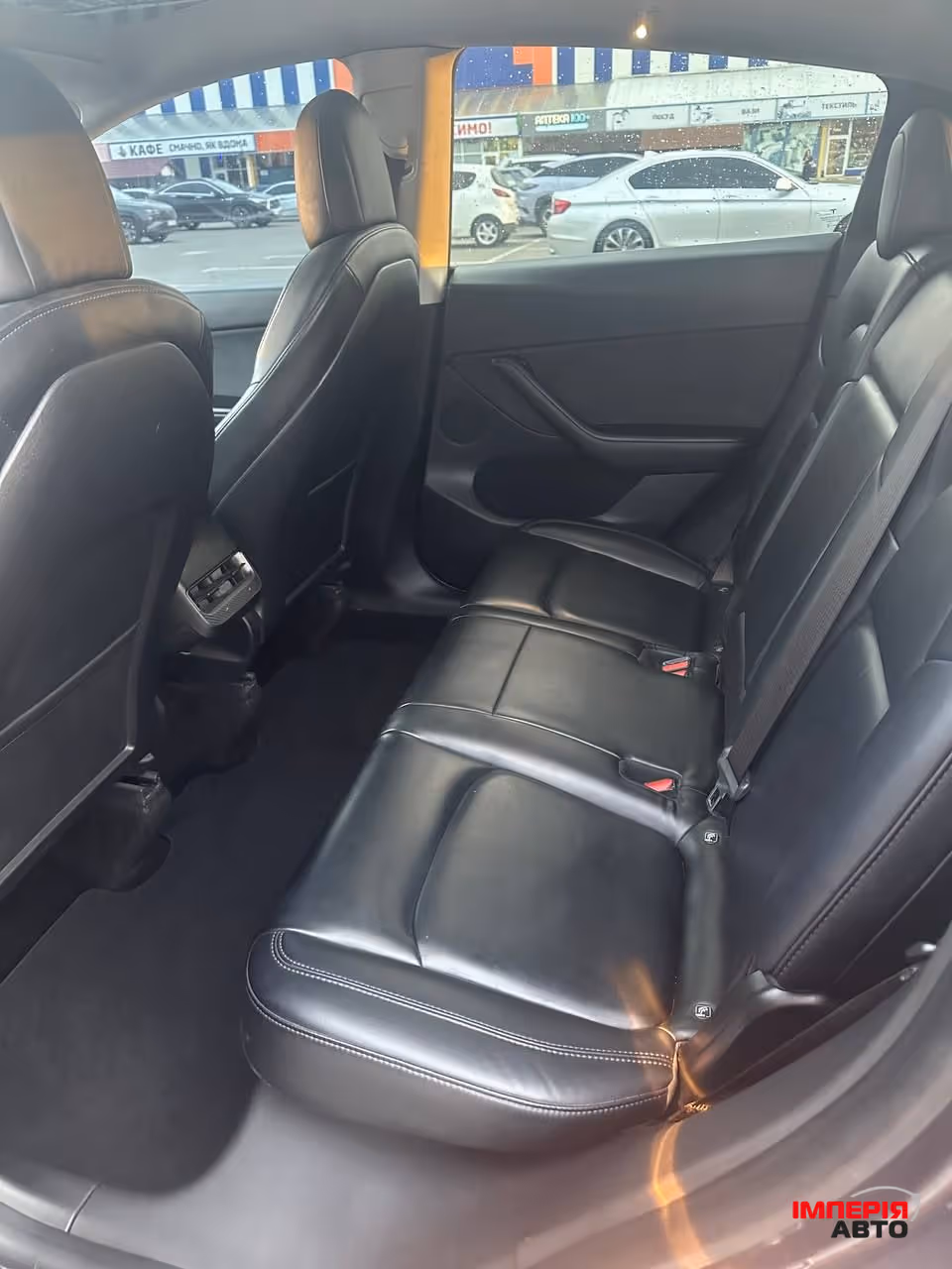 Tesla Model Y - фото 26