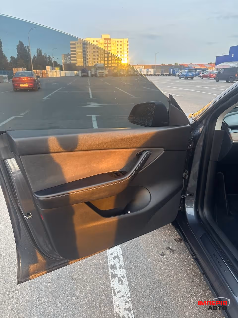 Tesla Model Y - фото 27