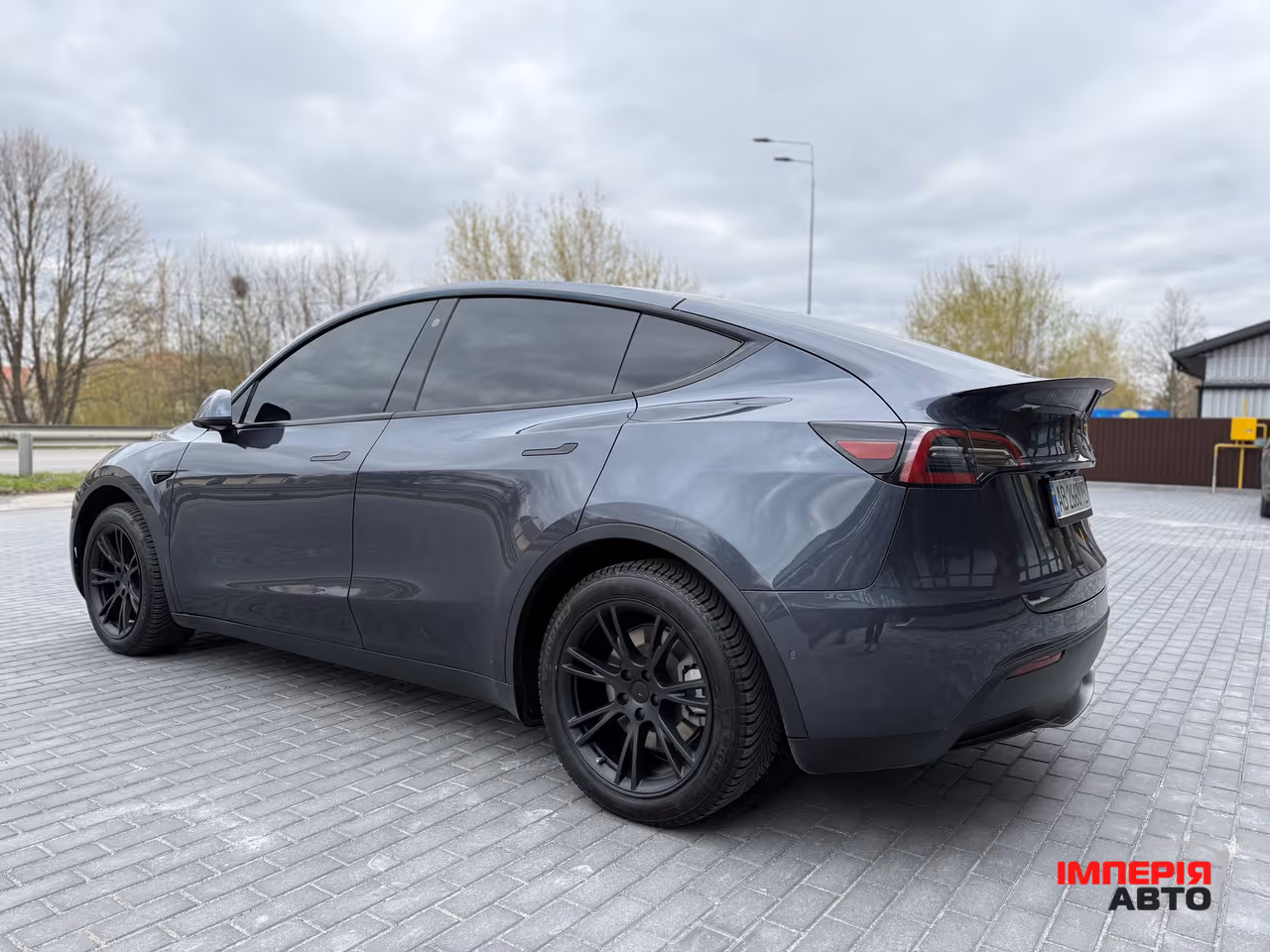Tesla Model Y - фото 5