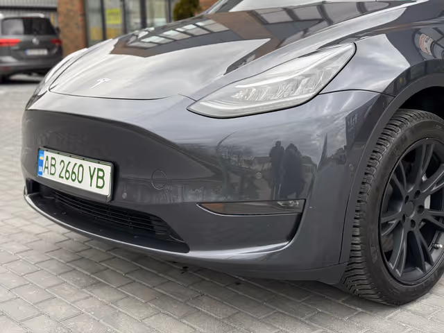 Tesla Model Y - фото 3
