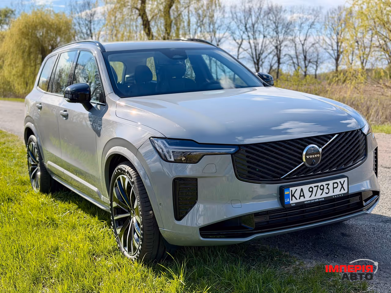 Volvo XC90 - фото 3