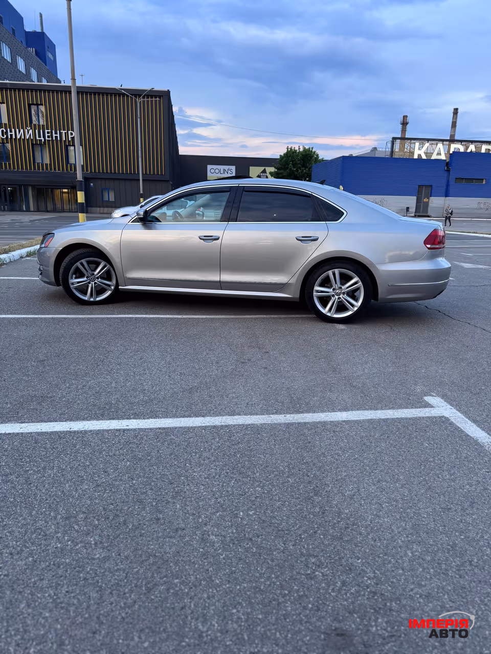 Volkswagen Passat - фото 7