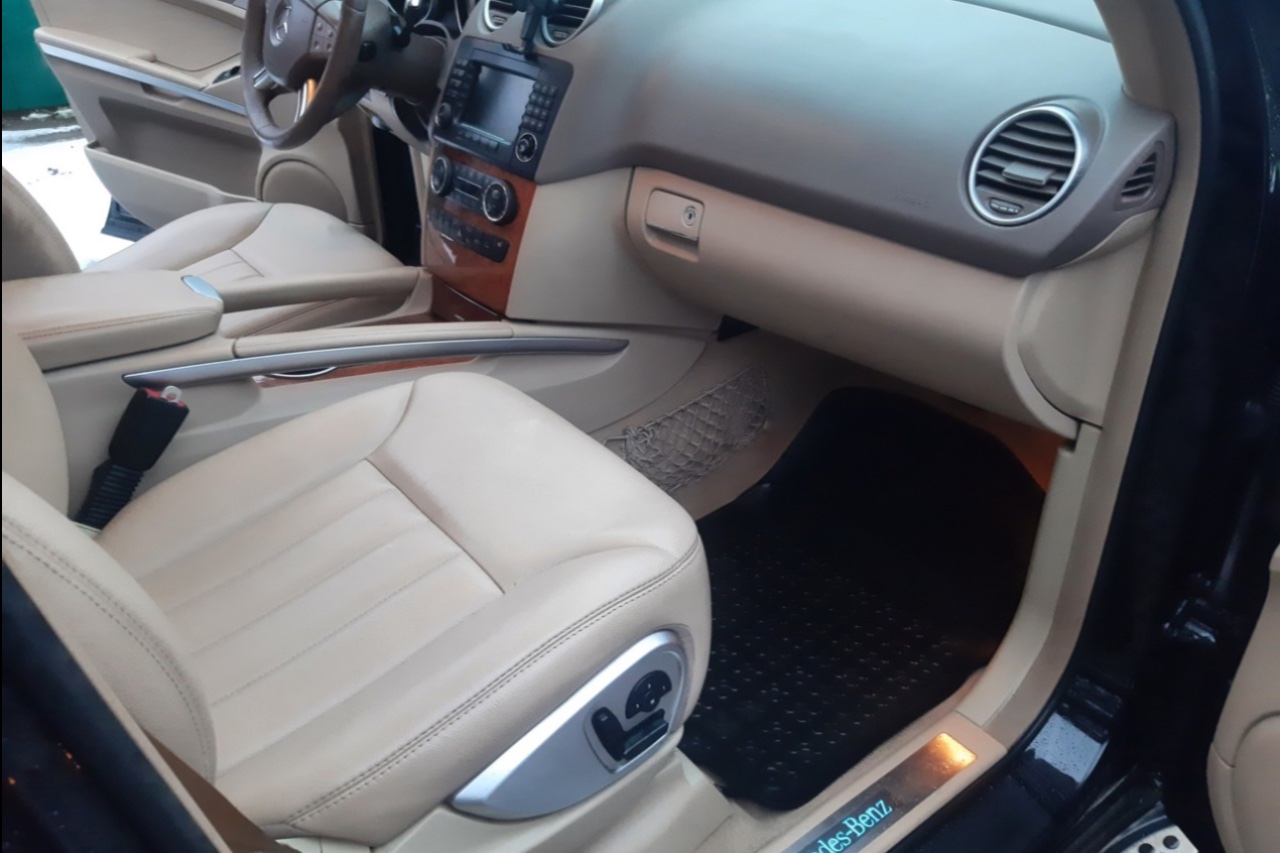 Mercedes-Benz M-Класс - фото 4