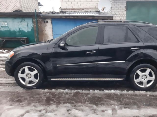 Mercedes-Benz M-Класс - фото 3