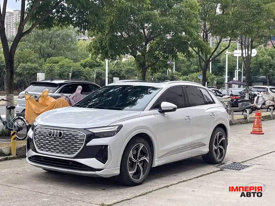 Audi Q4 e-tron - фото 2