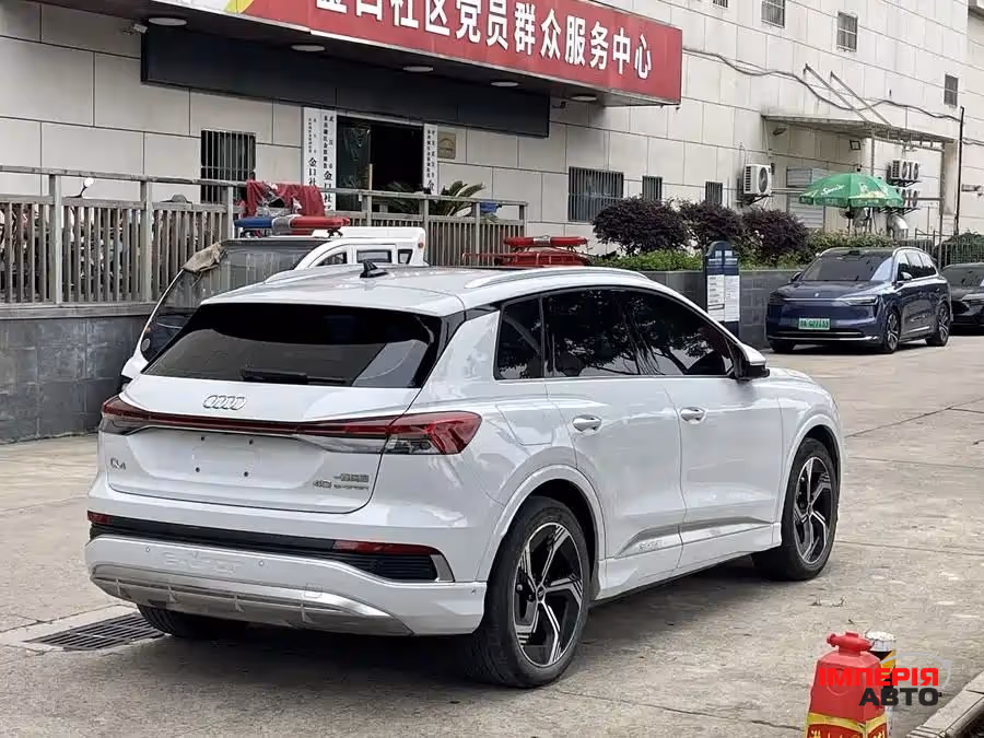 Audi Q4 e-tron - фото 4