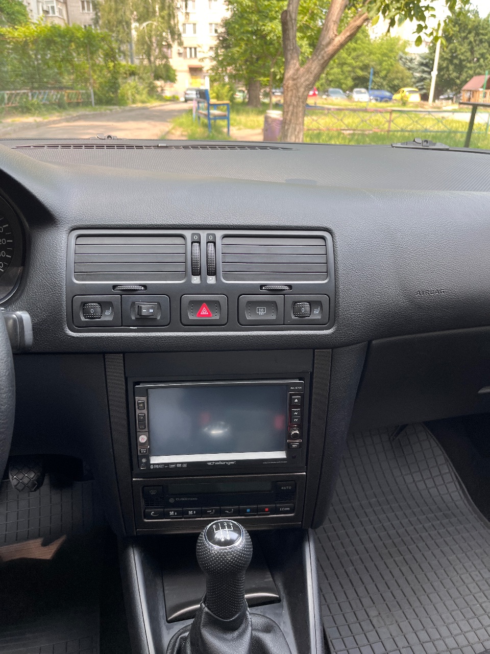 Volkswagen Bora - фото 17