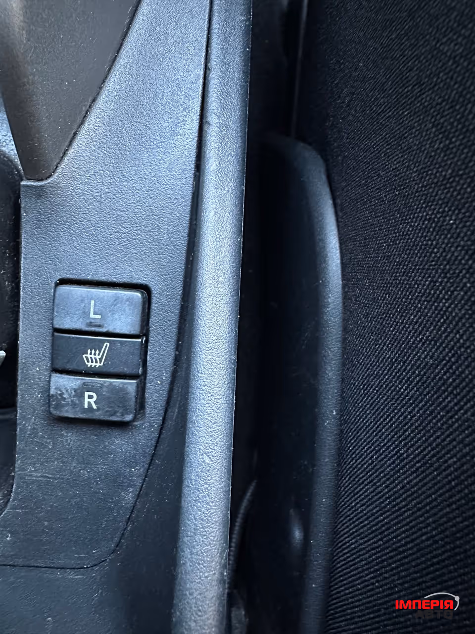 Toyota Auris - фото 20
