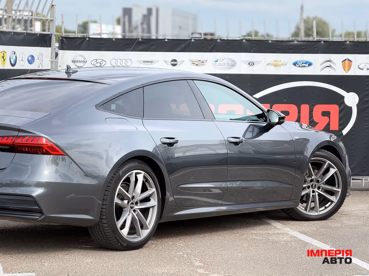 Audi A7 - фото 11