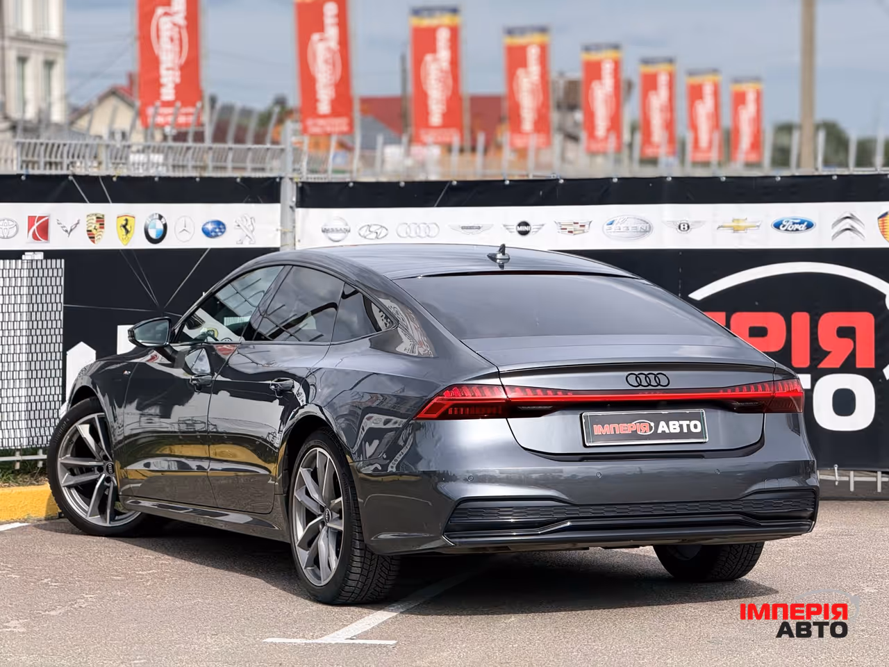 Audi A7 - фото 17