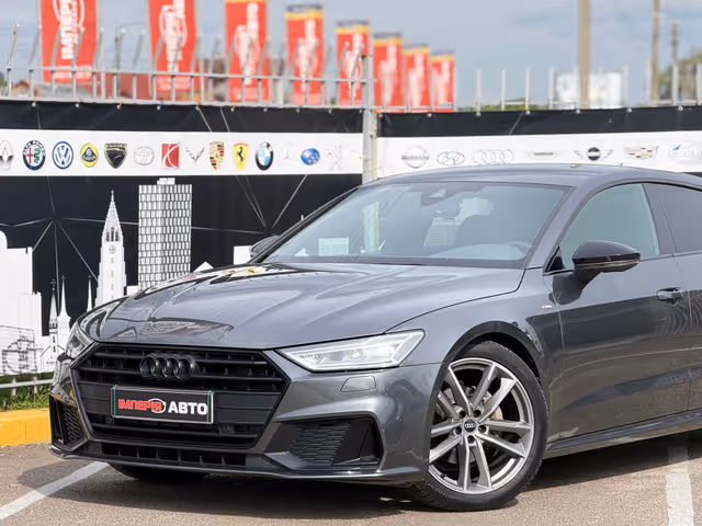 Audi A7 - фото 5