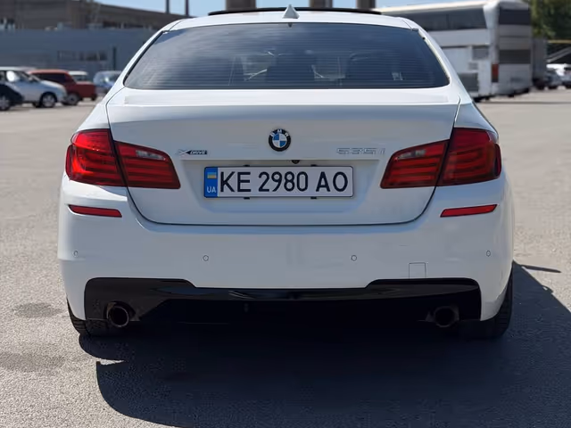 BMW 5 серії - фото 4