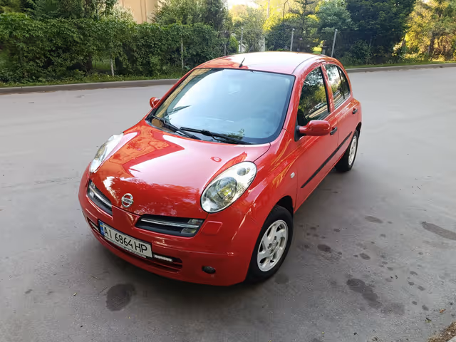 Nissan Micra - фото 1