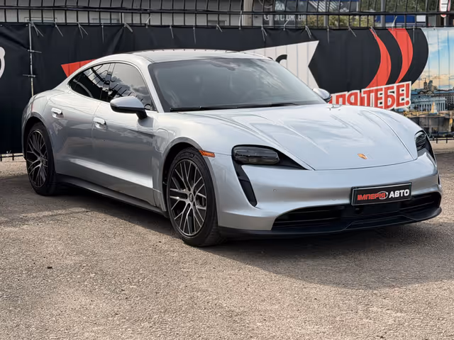 Porsche Taycan - фото 3