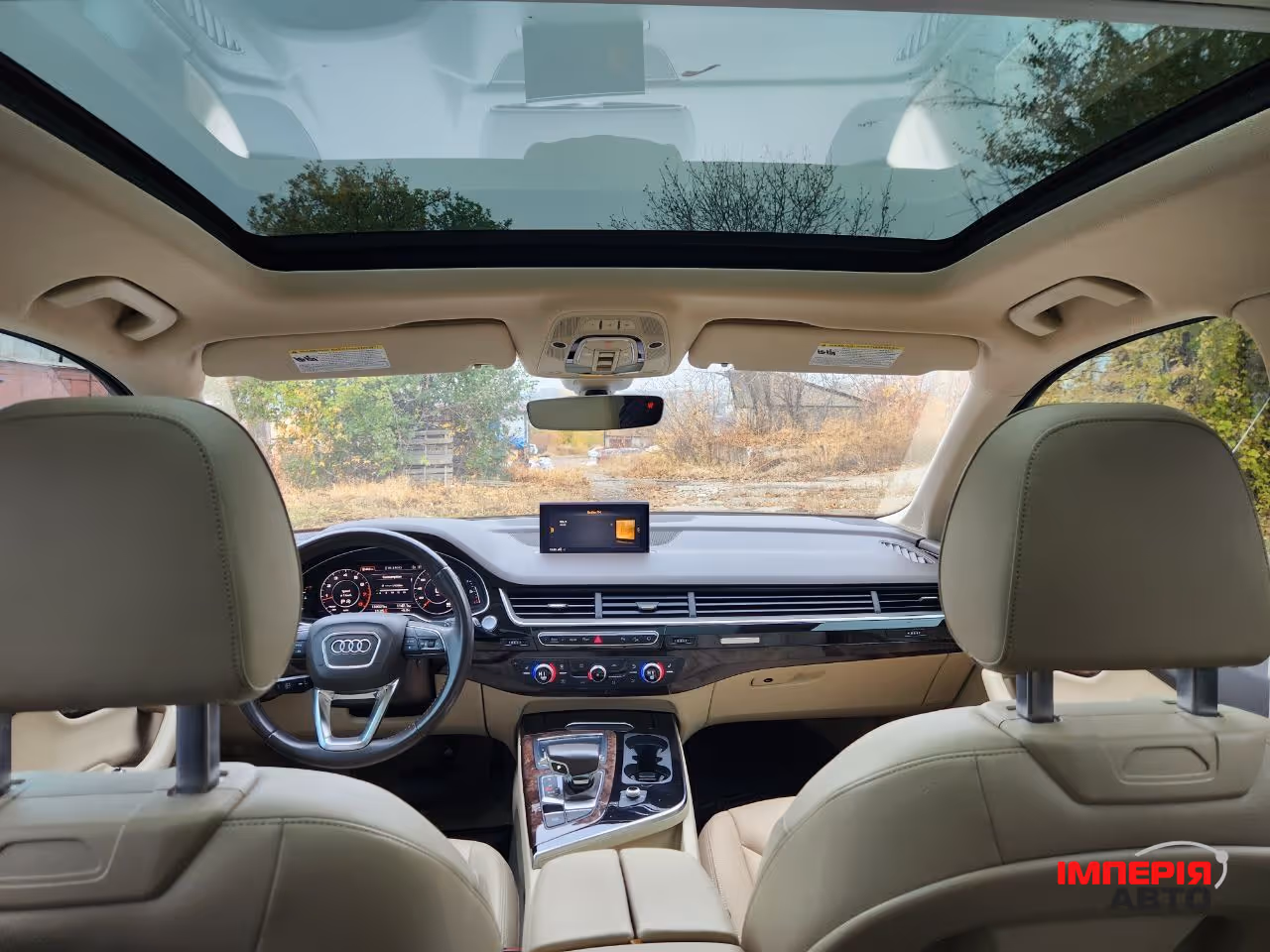 Audi Q7 - фото 14
