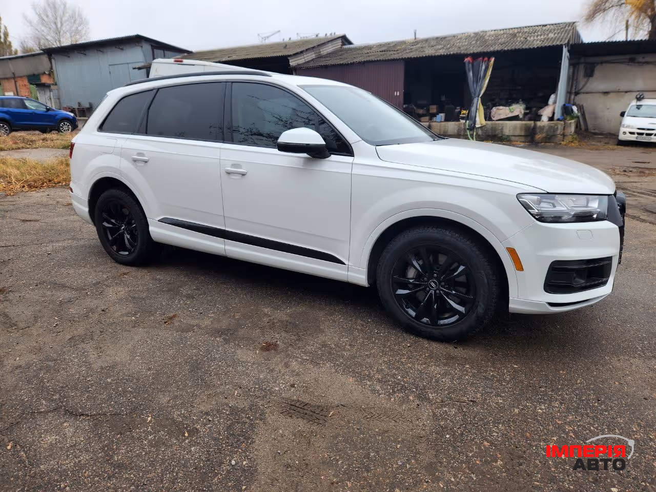 Audi Q7 - фото 28