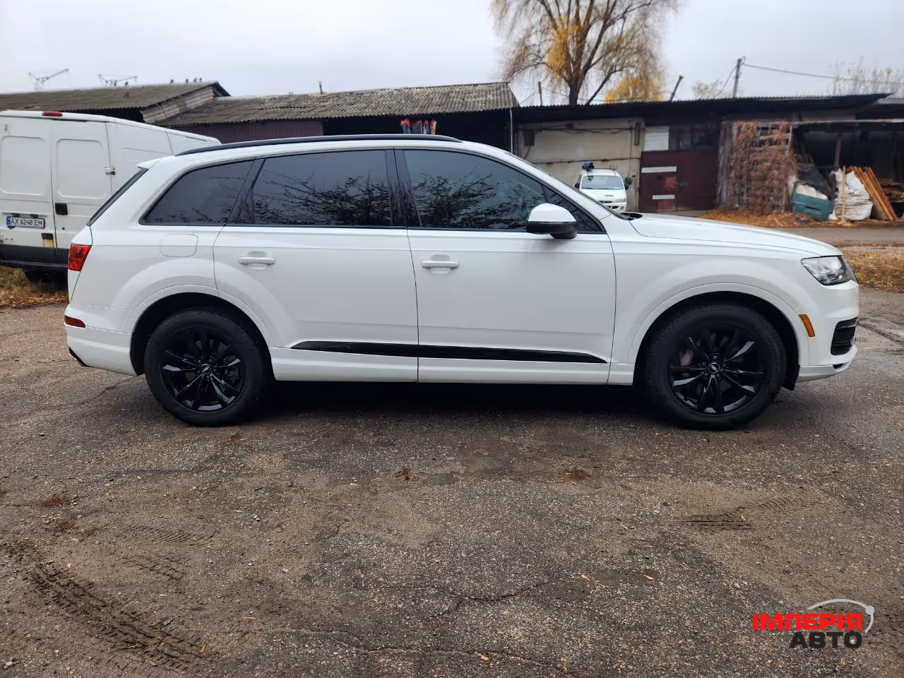 Audi Q7 - фото 29