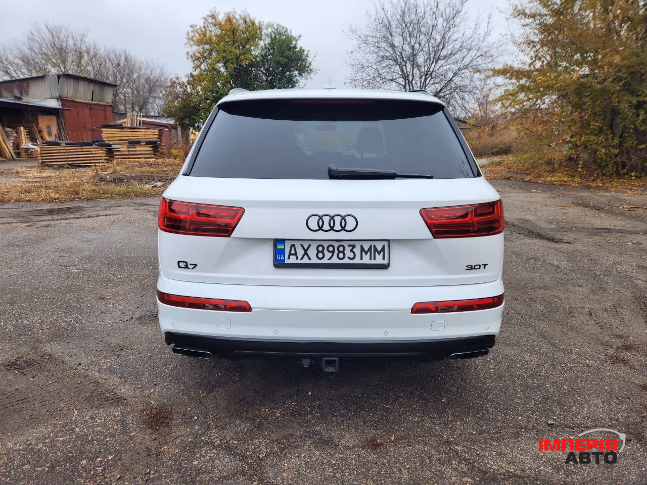 Audi Q7 - фото 32