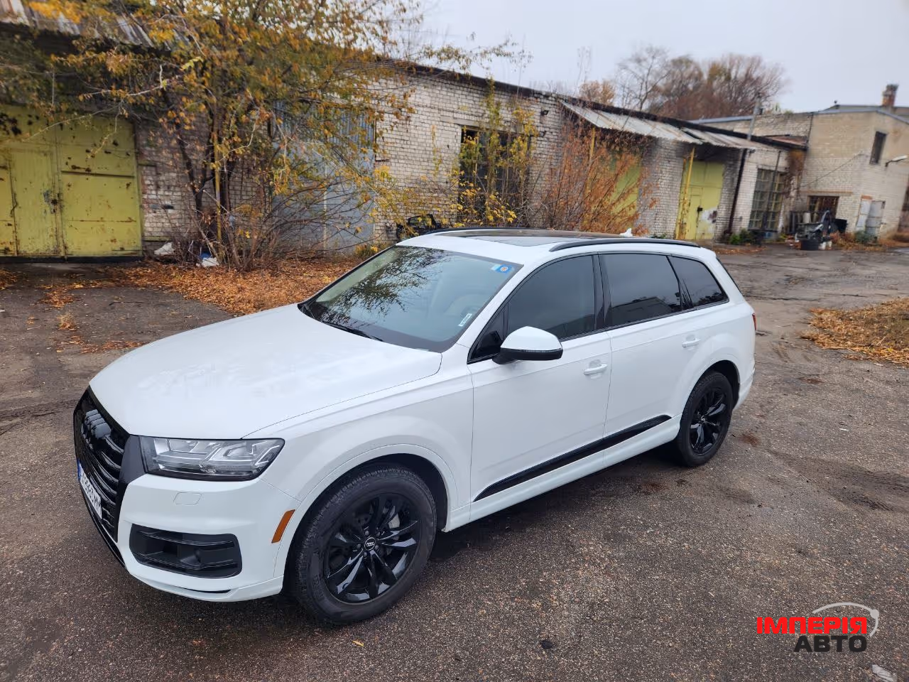 Audi Q7 - фото 37