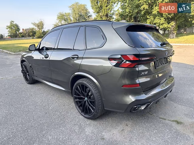 BMW X5 - фото 5