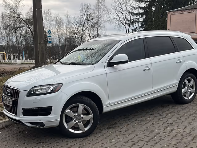 Audi Q7 - фото 2