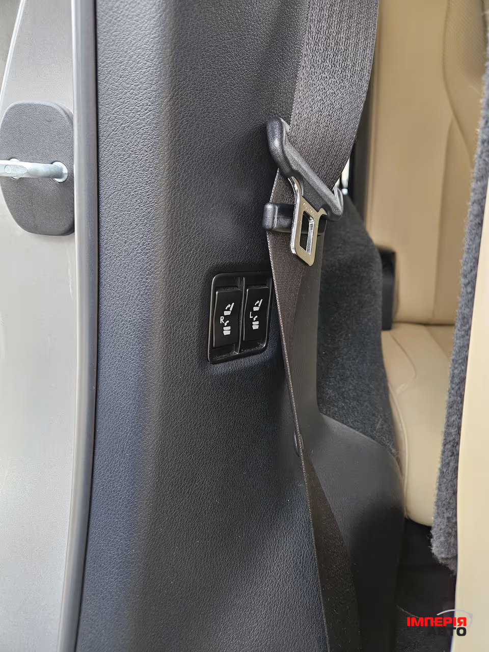 Lexus RX - фото 26